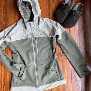 Women’s Patagonia Fly Fishing Jacket 🎣